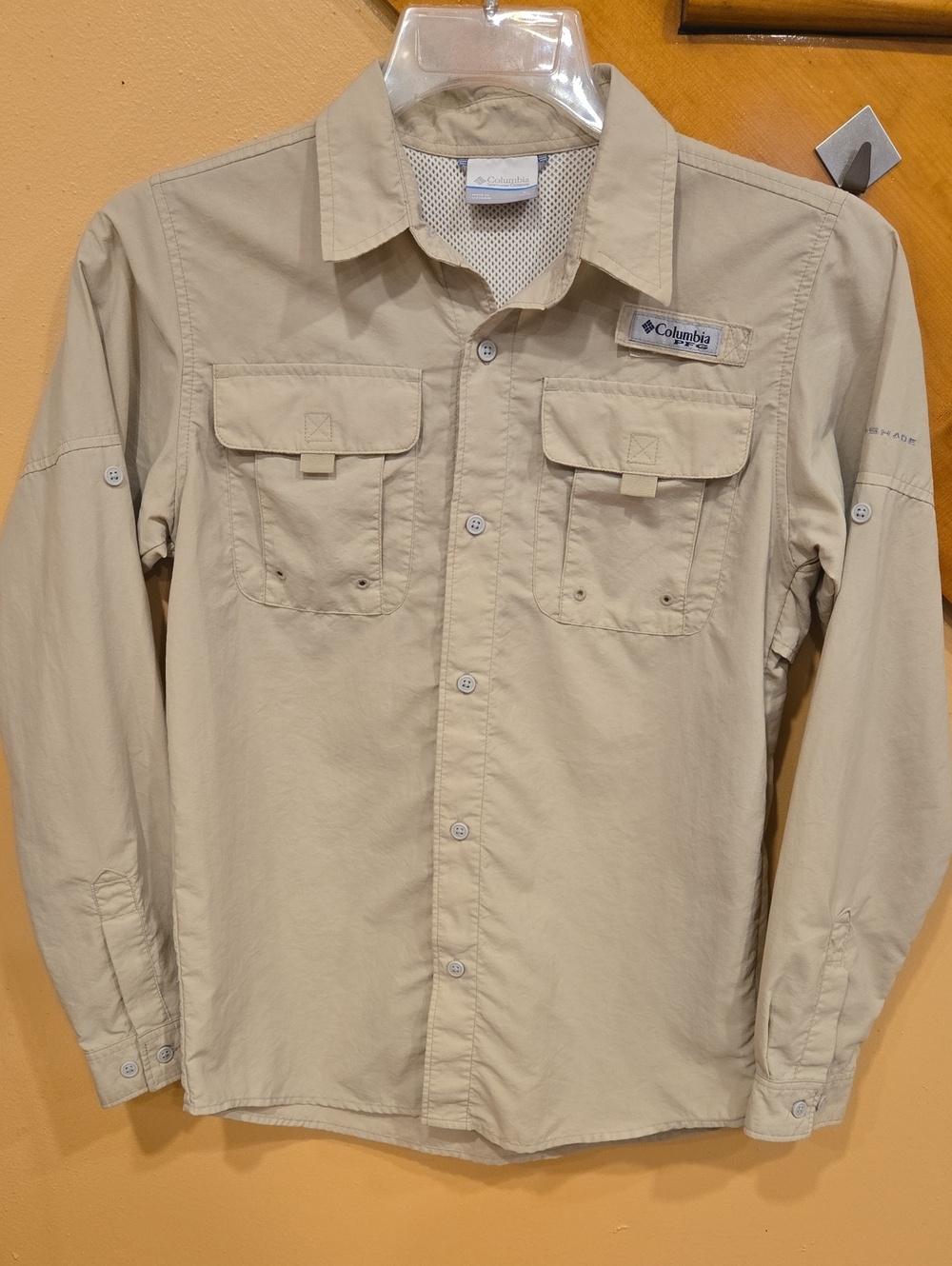 Columbia Men's Beige Lightweight Long-Sleeve Shirt Jacket